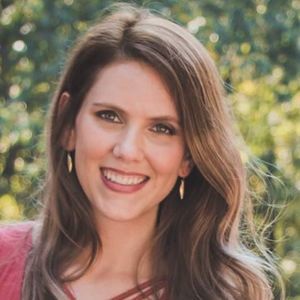 Meet your Posher, Alisa